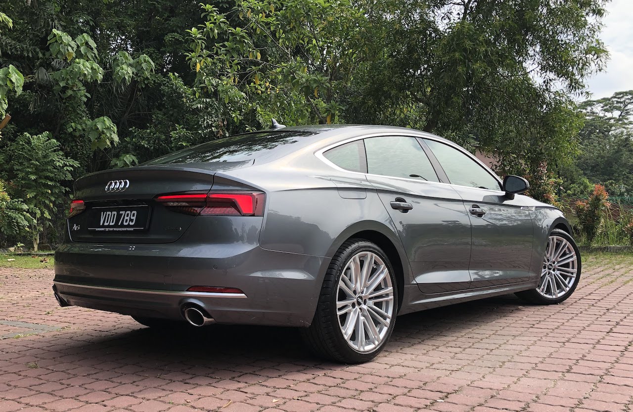 Audi A5 Sportback TFSI_rear