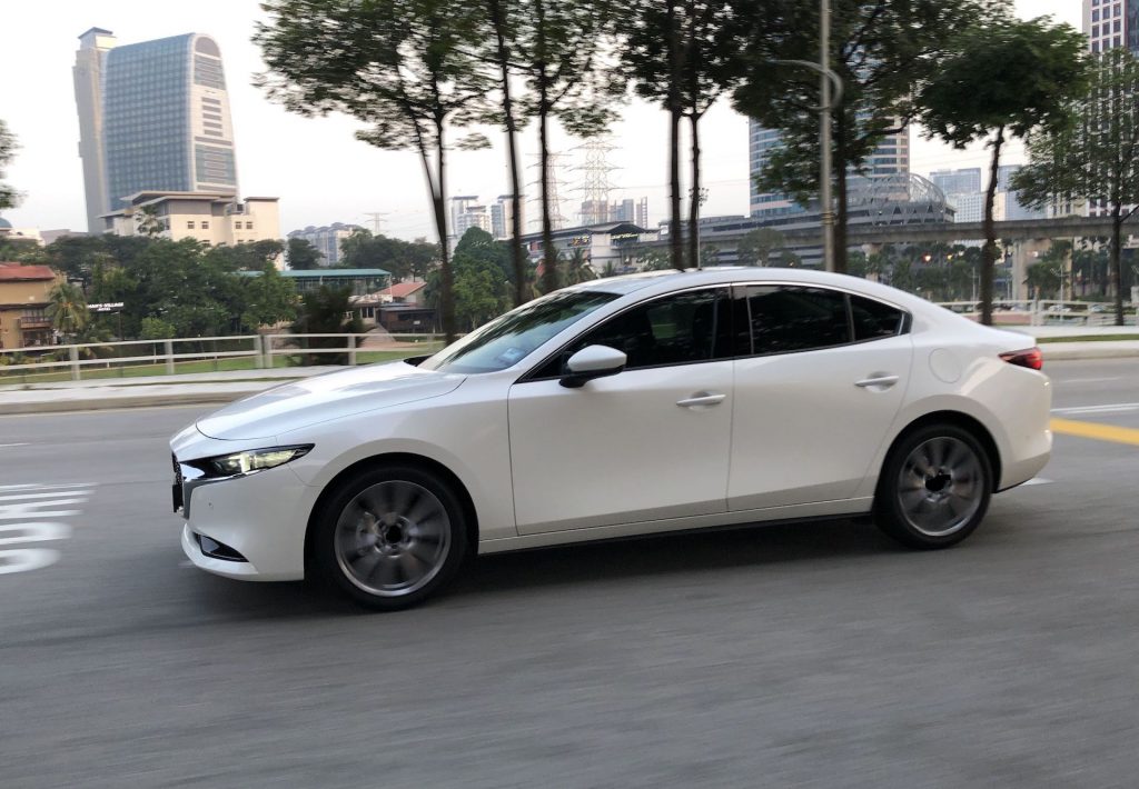 Mazda3 Skyactiv-G 2019 Model Test Drive Review - Automacha