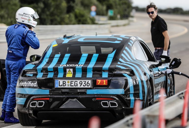 Porsche Taycan takes to the Nardo circuit in a 24 hours speed run ...