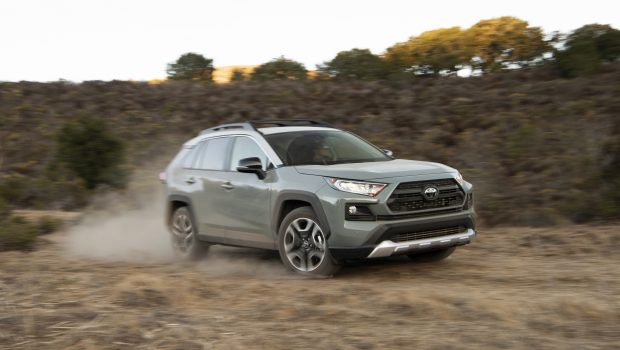 The 2019 Toyota Rav4 Gets Iihs Highest Rating Top Safety Pick Automacha