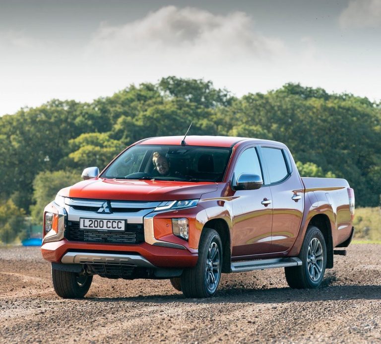 Orange Now An Option On The Mitsubishi Triton Adventure X - Automacha