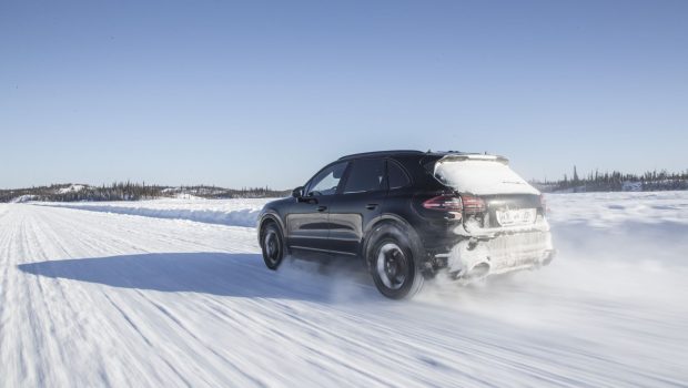 Porsche torque control in the snow