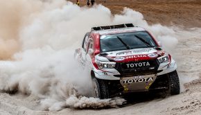 Toyota Hilux Gazoo Racing Dakar 2019
