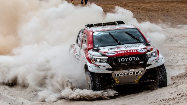 Toyota Hilux Gazoo Racing Dakar 2019
