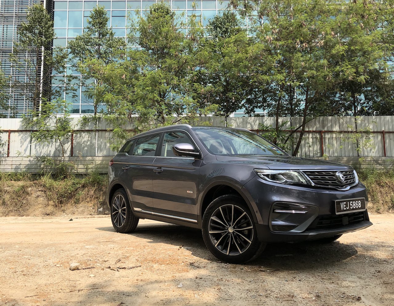 Proton X70 2020_front