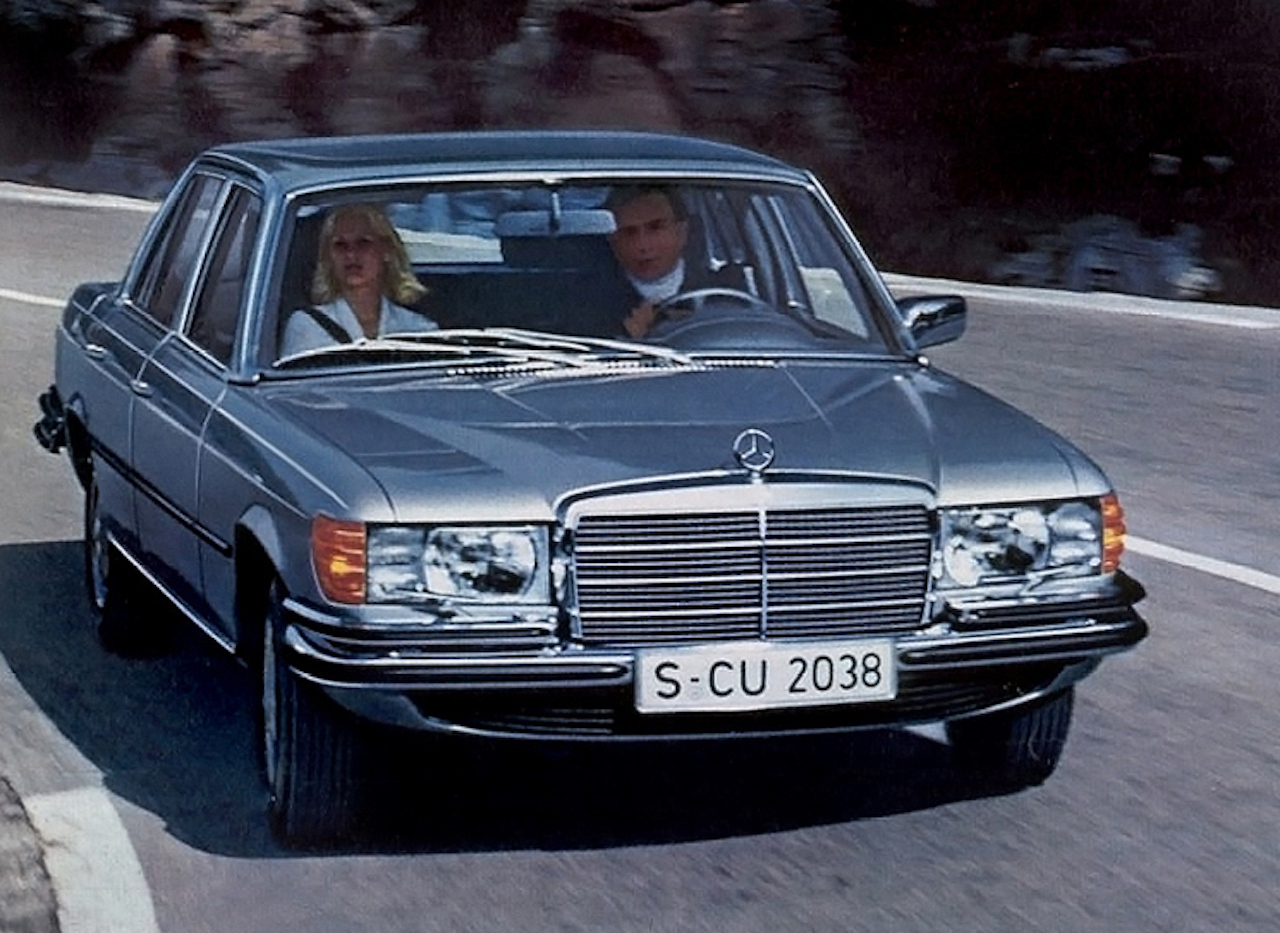 Mercedes Benz W116 sedan