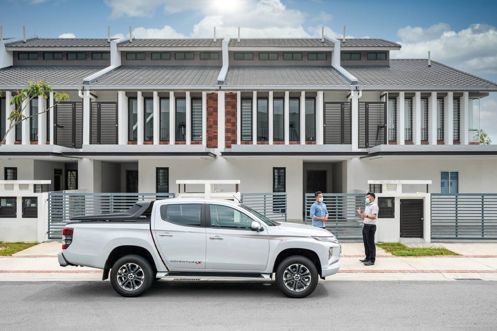 Mitsubishi Triton Pickup Truck