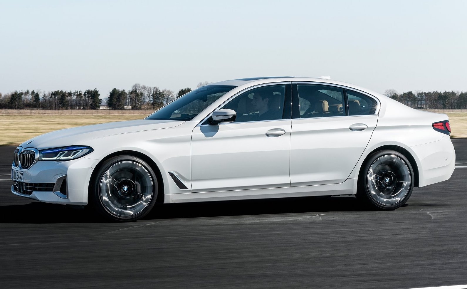 BMW 5-Series 2021 model unveiled_white