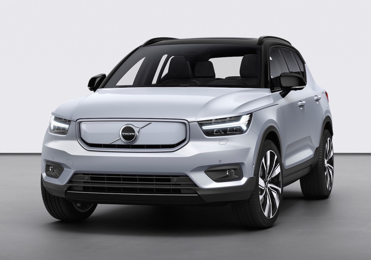 Volvo XC40 Recharge P8 Silver