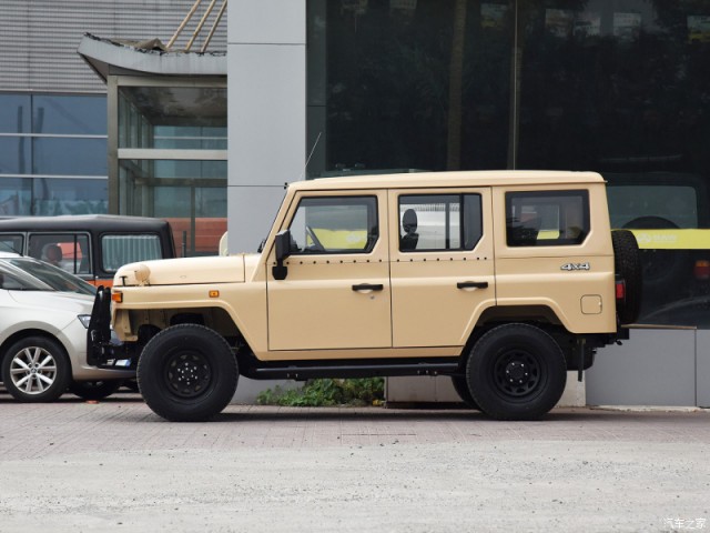 BJ212_side view