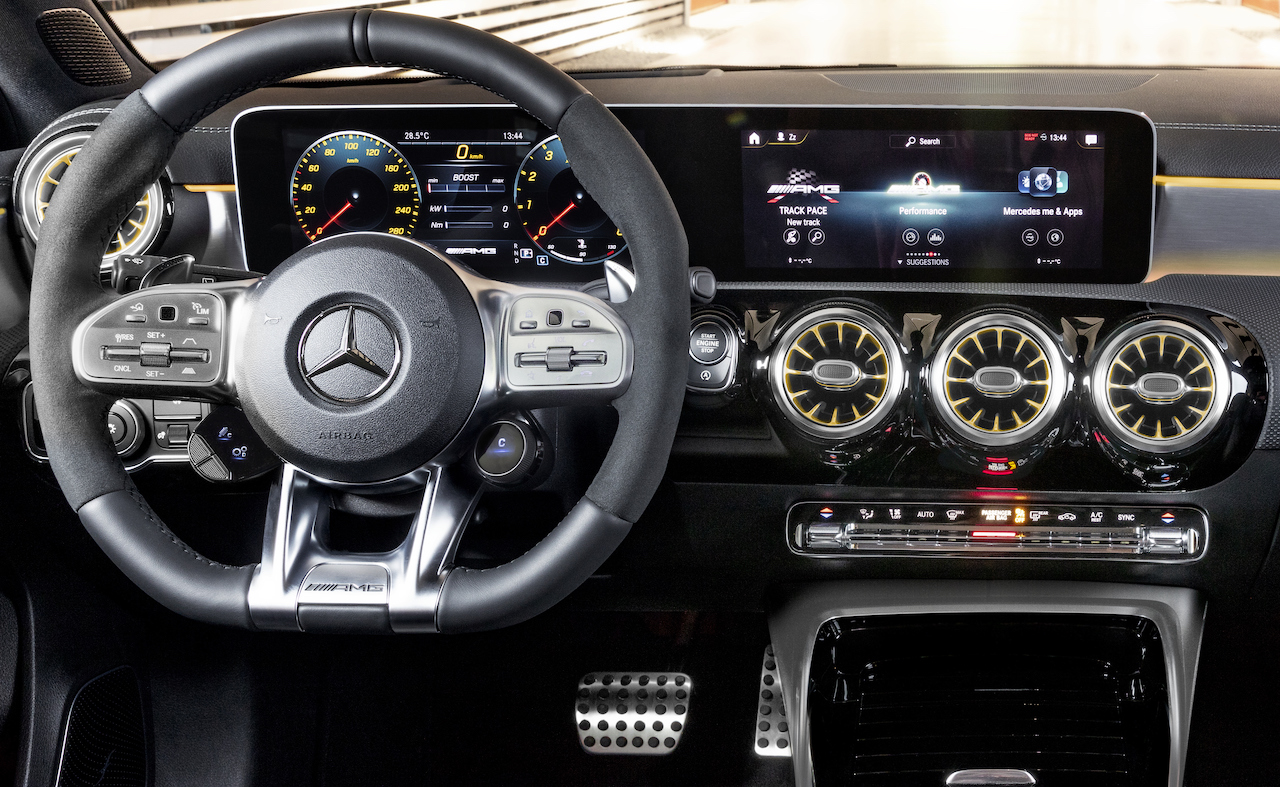 Mercedes-AMG A 35 4MATIC Edition 1 interior