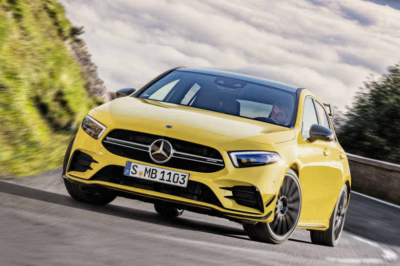 Mercedes-AMG A 35 4MATIC Edition 1_drive