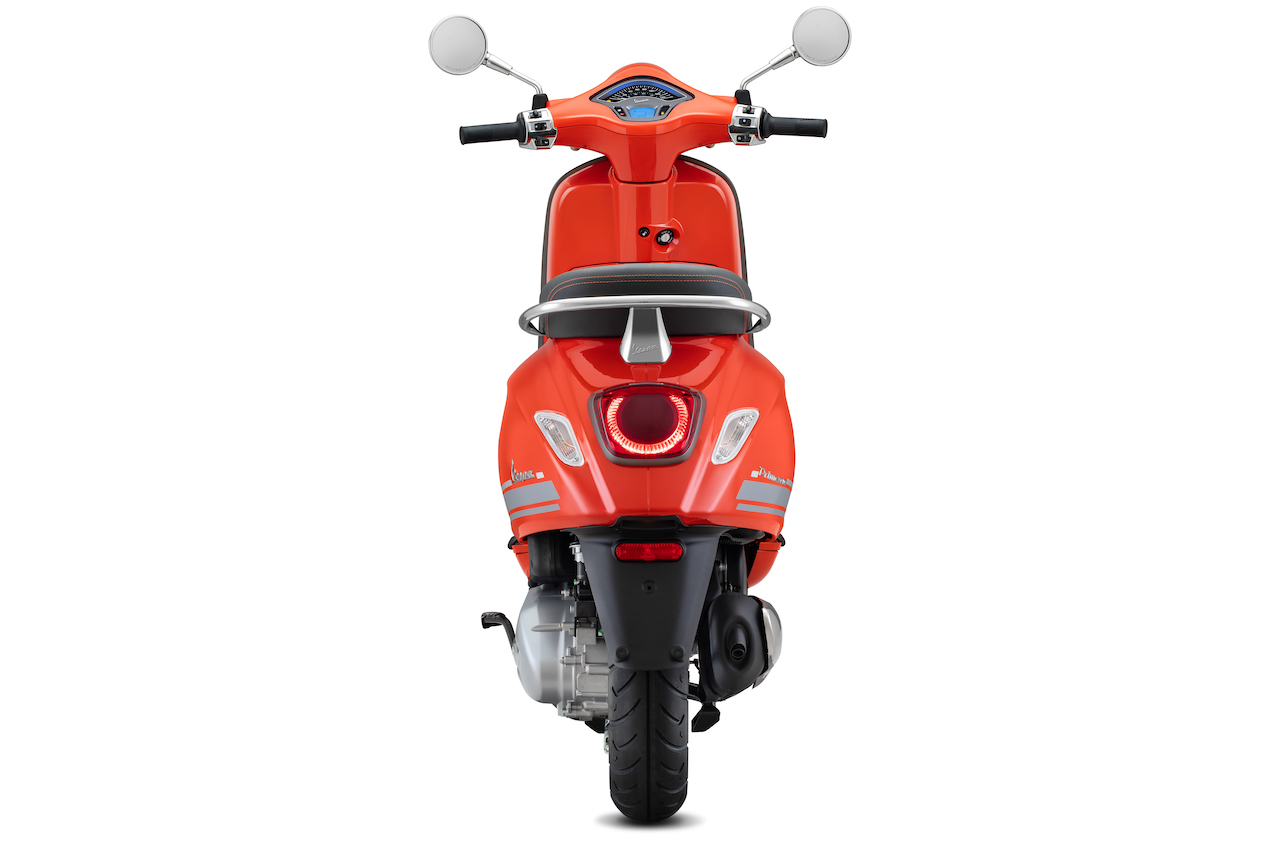 Vespa Primavera 2020 rear view