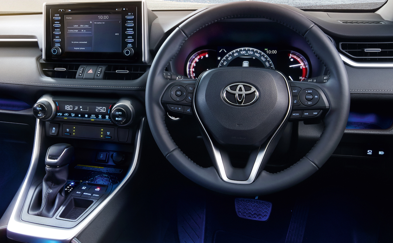 Toyota RAV4_2020_Launch_steering