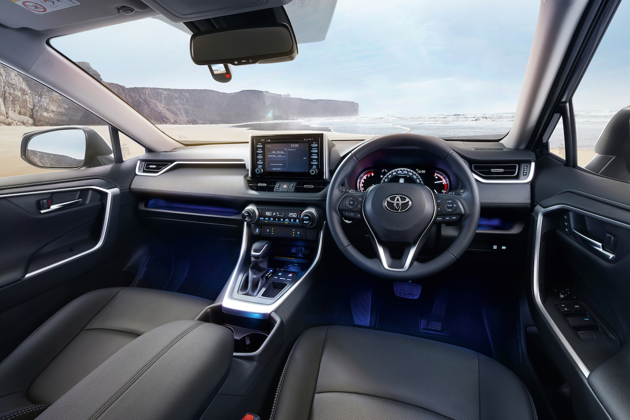 Toyota RAV4_2020_Launch_interior