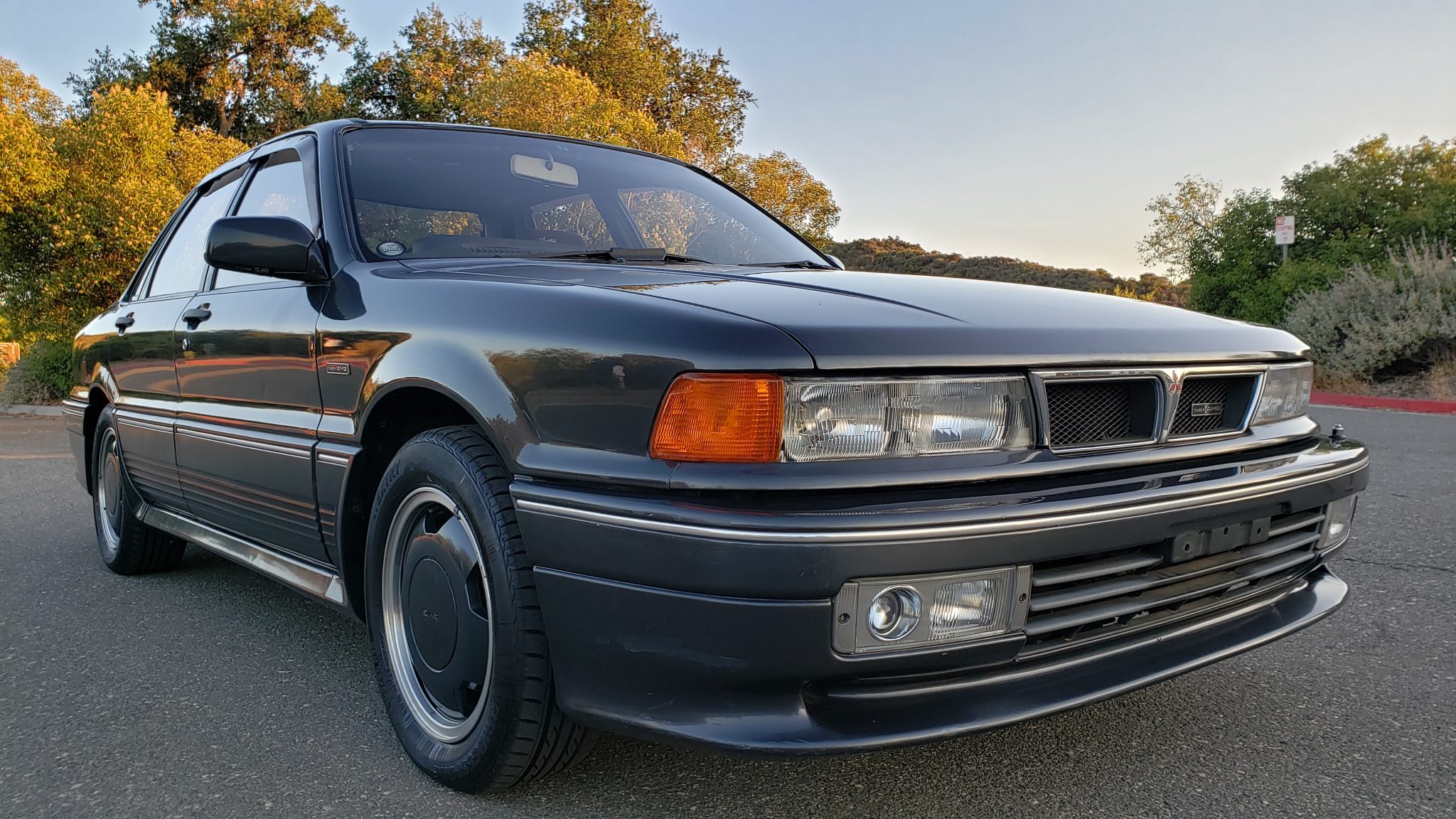 The Mitsubishi Galant AMG Is An AMG Tuned Mitsubishi Automacha