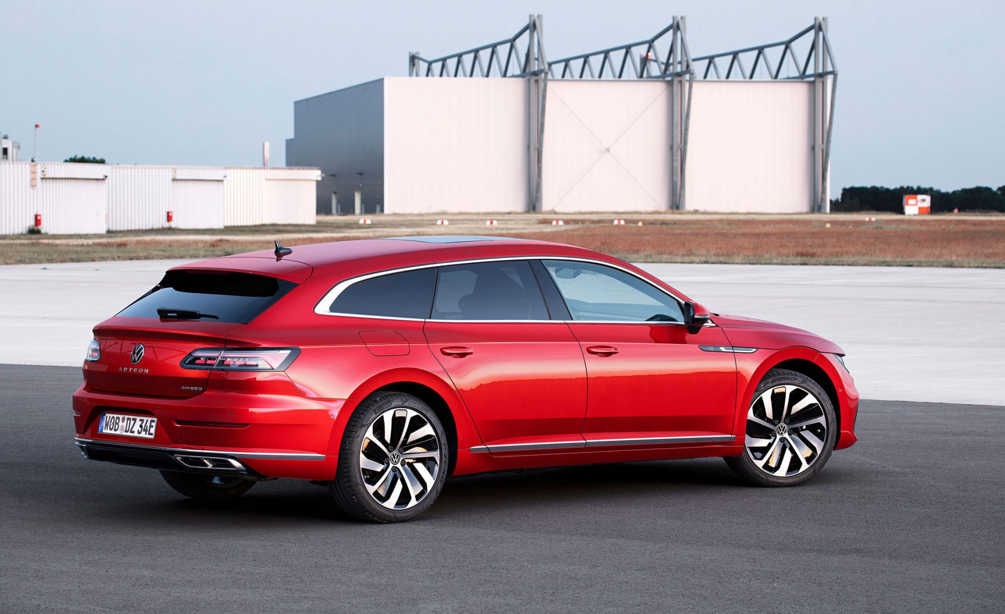 Volkswagen Arteon and Arteon Shooting Brake PHEV Debut Automacha