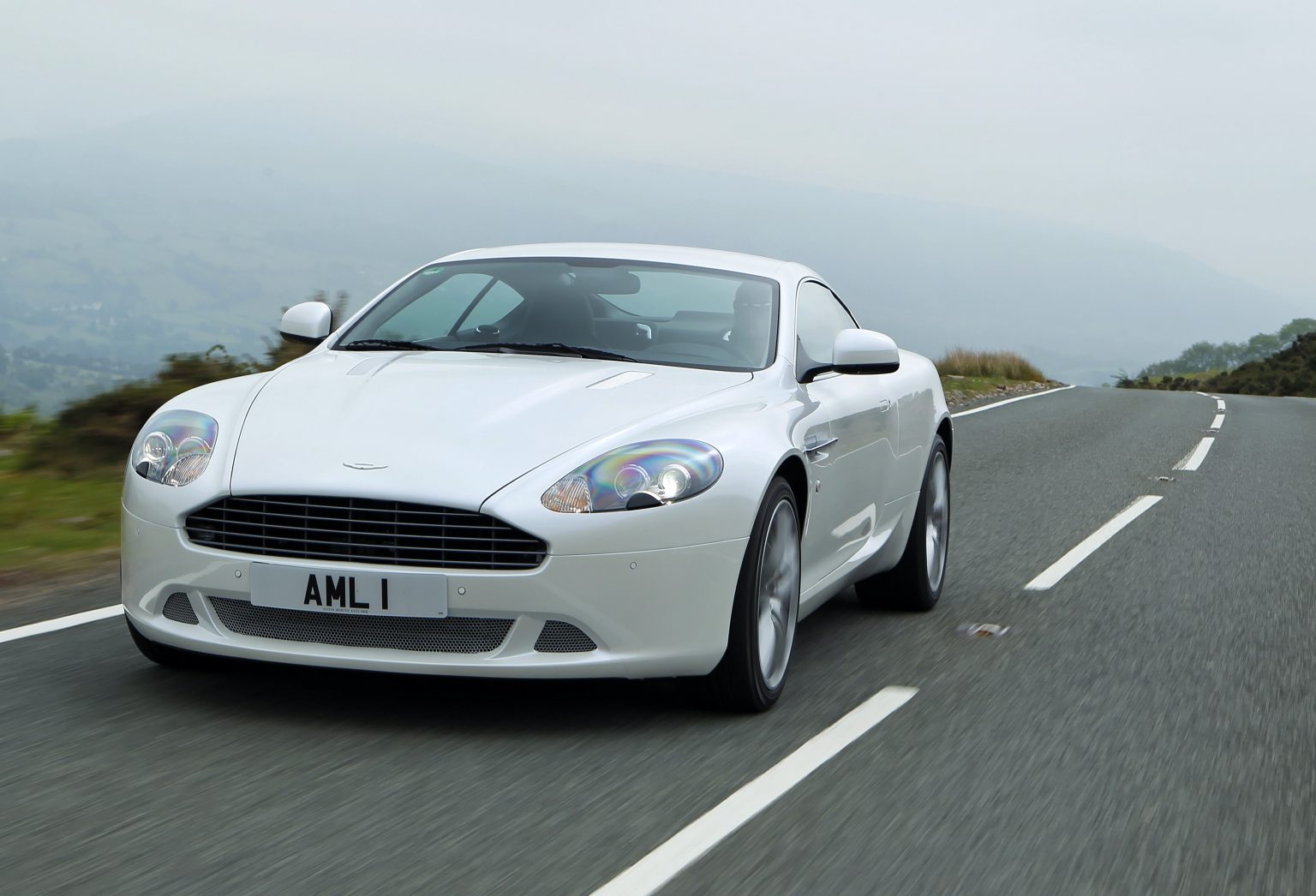 Aston Martin gt12 Interior