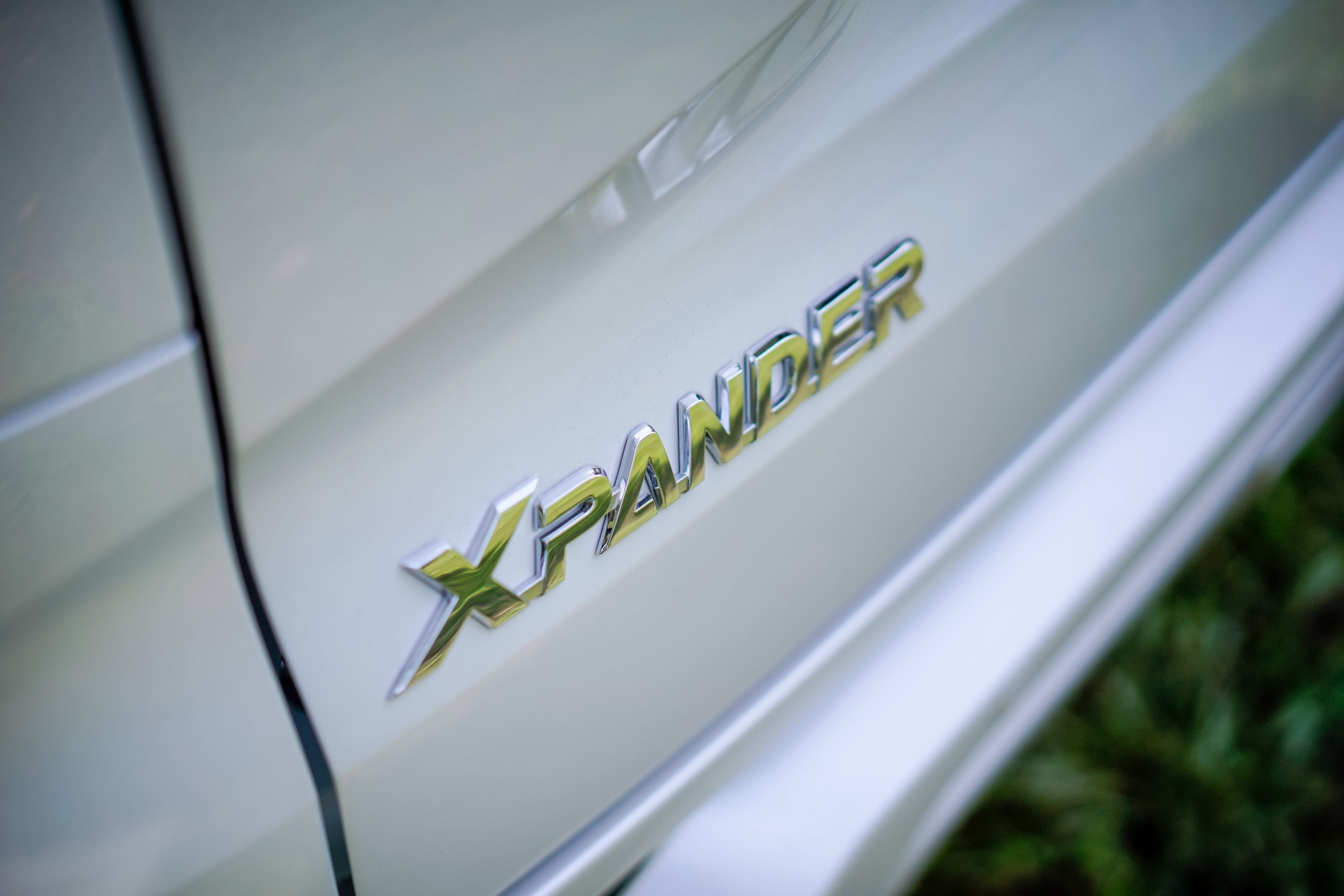 Mitsubishi XPANDER MPV badge