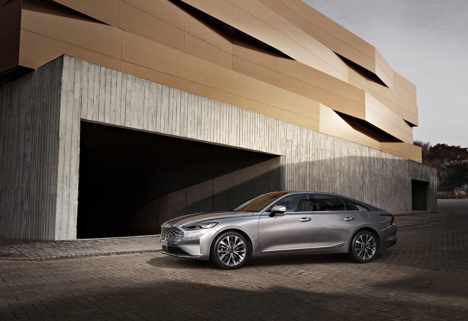 Kia Reveals The Full Specs Of Its New K8 Flagship Sedan - Automacha