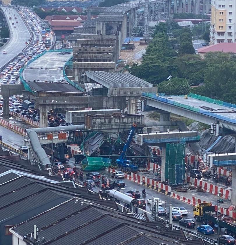 SUKE Highway Bridge Collapses Due To Trailer Collision - Automacha