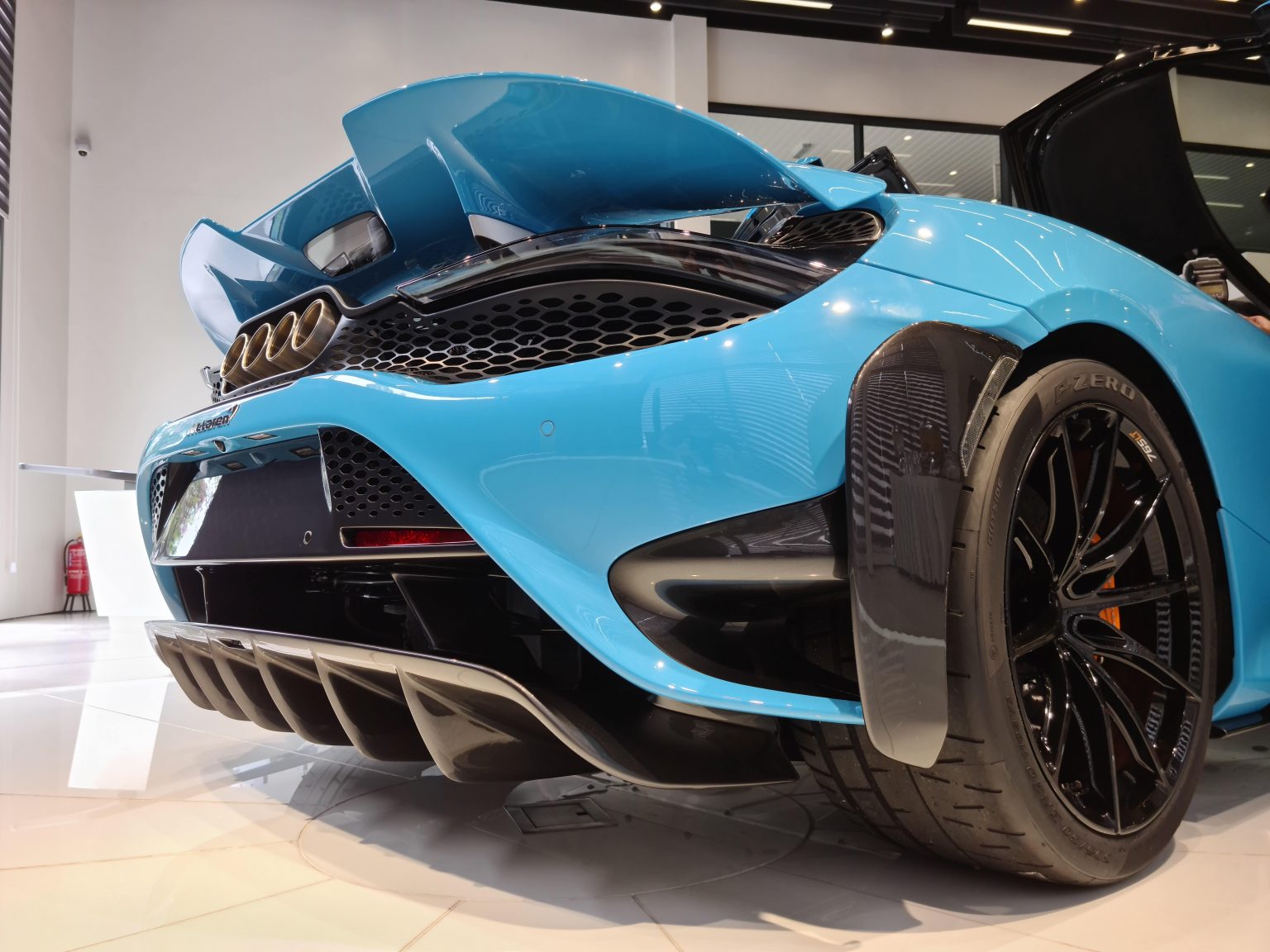 This Blue McLaren 765LT Has Found An Owner In Malaysia - Automacha