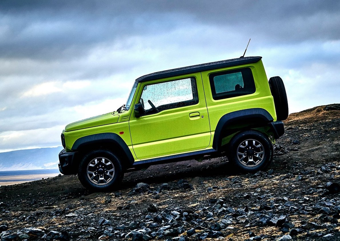 Suzuki Jimny 2021 side view