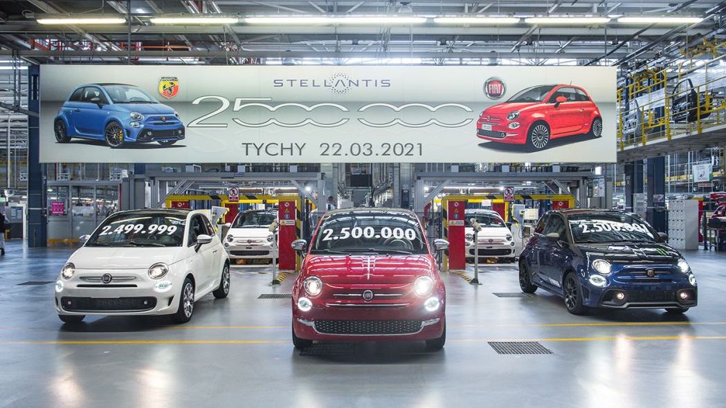 Fiat’s Polish Tychy Plant Celebrates 2.5 Millionth 500