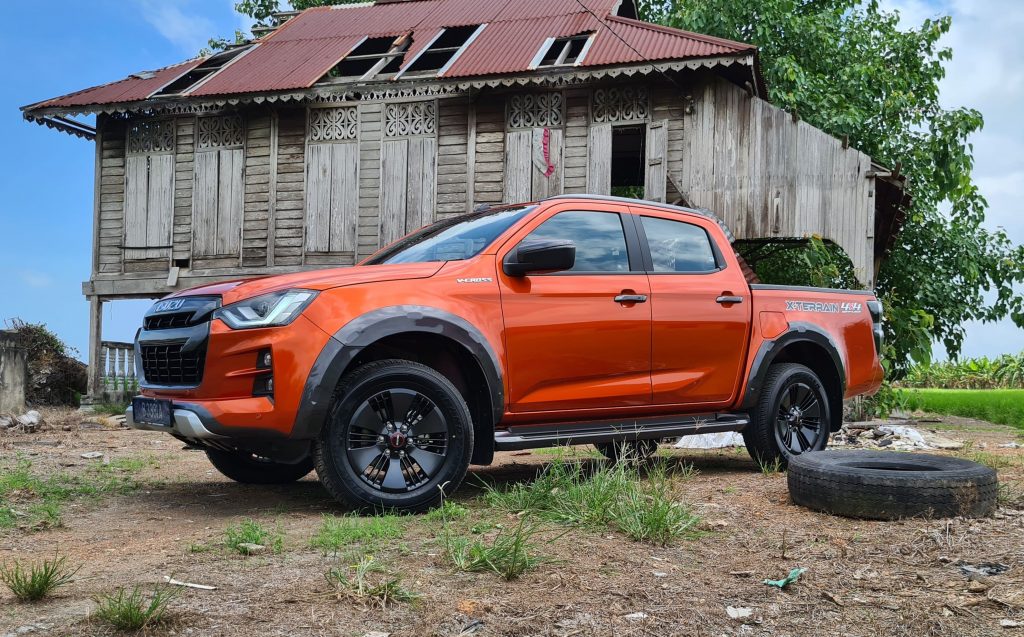 Isuzu D-Max pickup truck