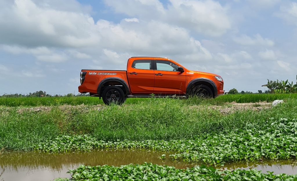 Isuzu D-Max pickup truck