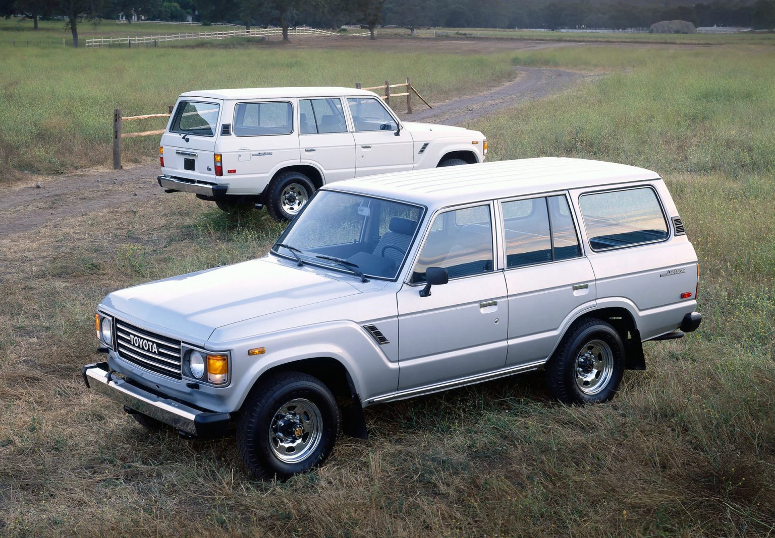 The Amazing Evolution Of The Toyota Land Cruiser Detailed - Automacha