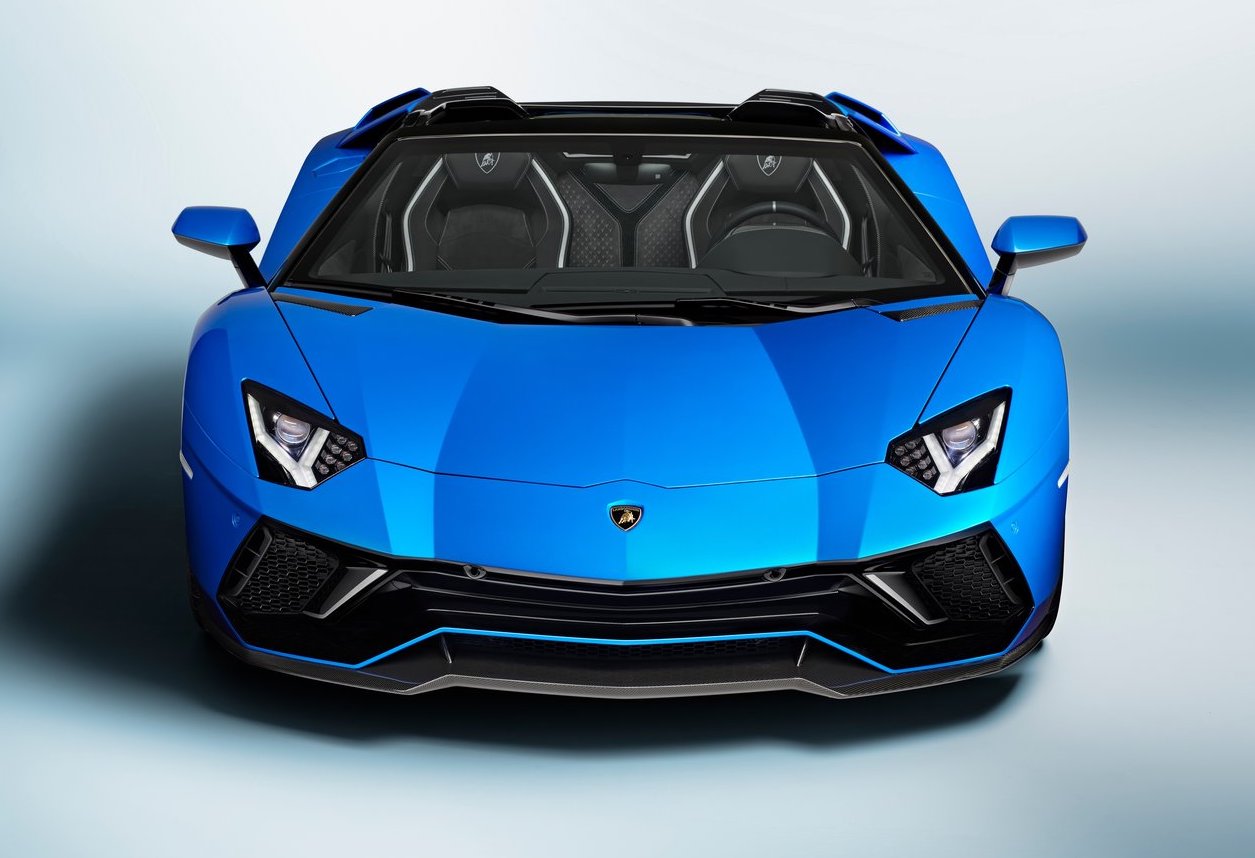 LP7804 Ultimae Marks The End Of Aventador Automacha