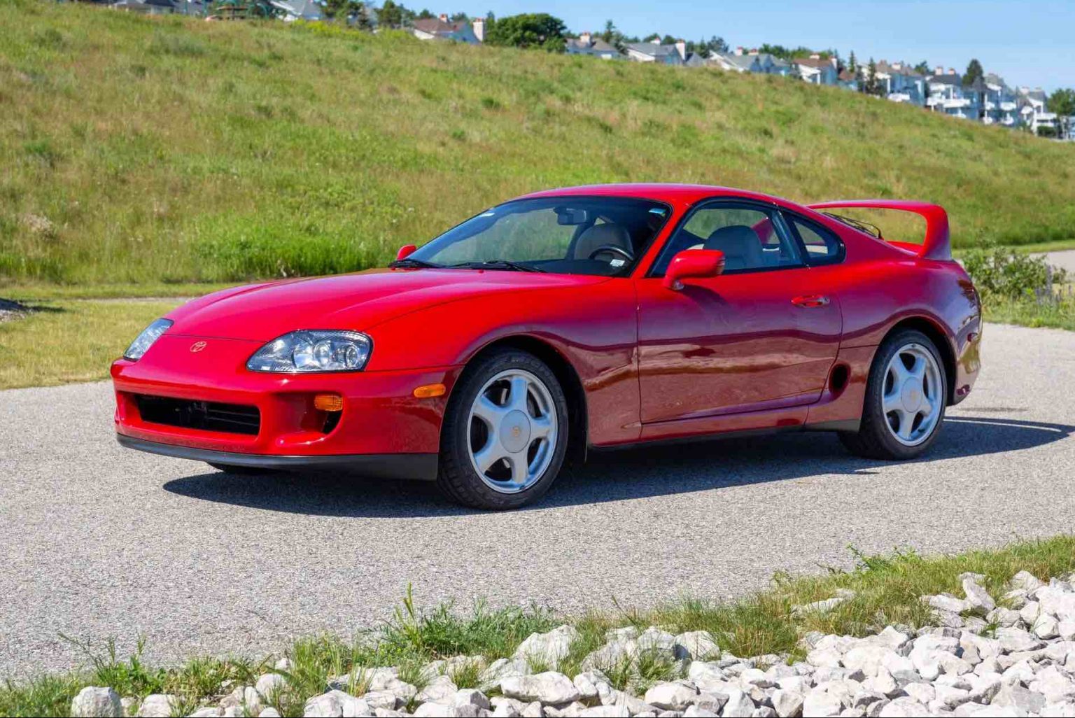 Toyota supra a80 фото