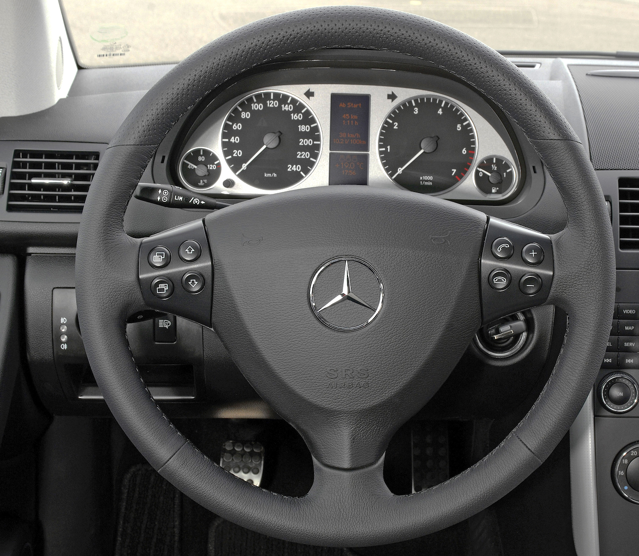 Mercedes takata airbag recall