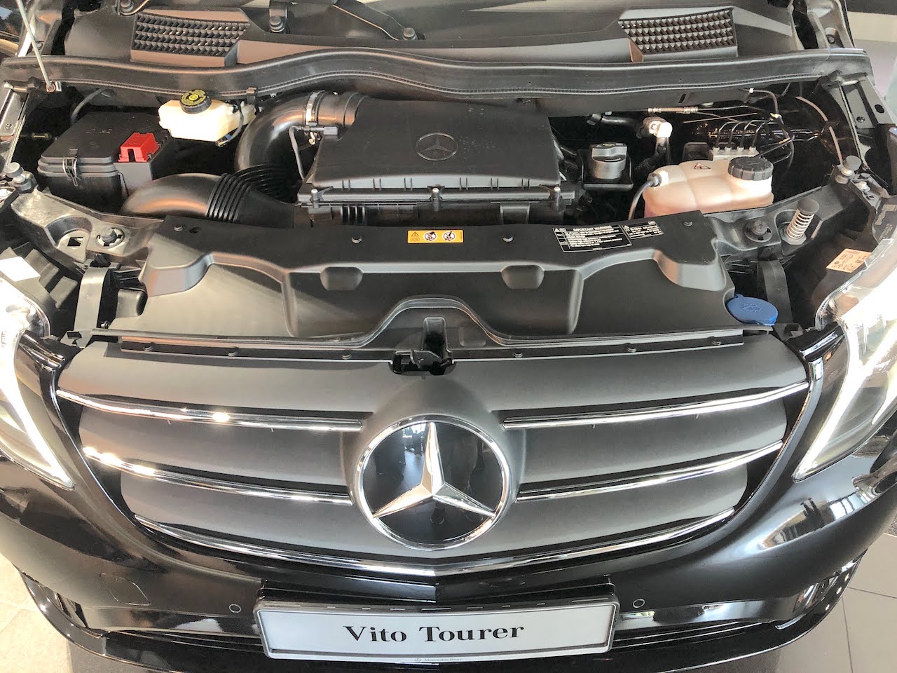 Mercedes-Benz Vito Tourer_engine