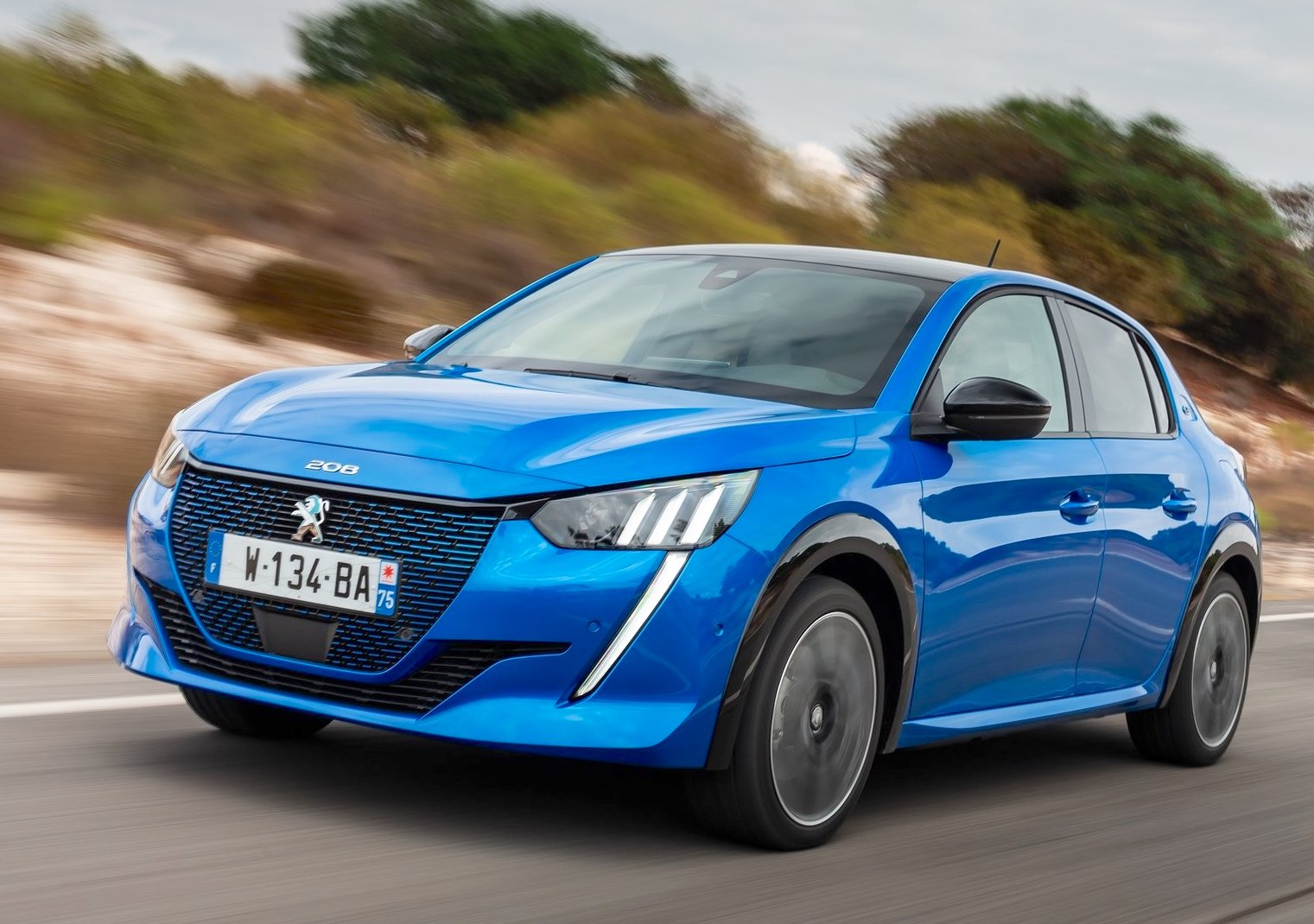 Peugeot e208_electric cars