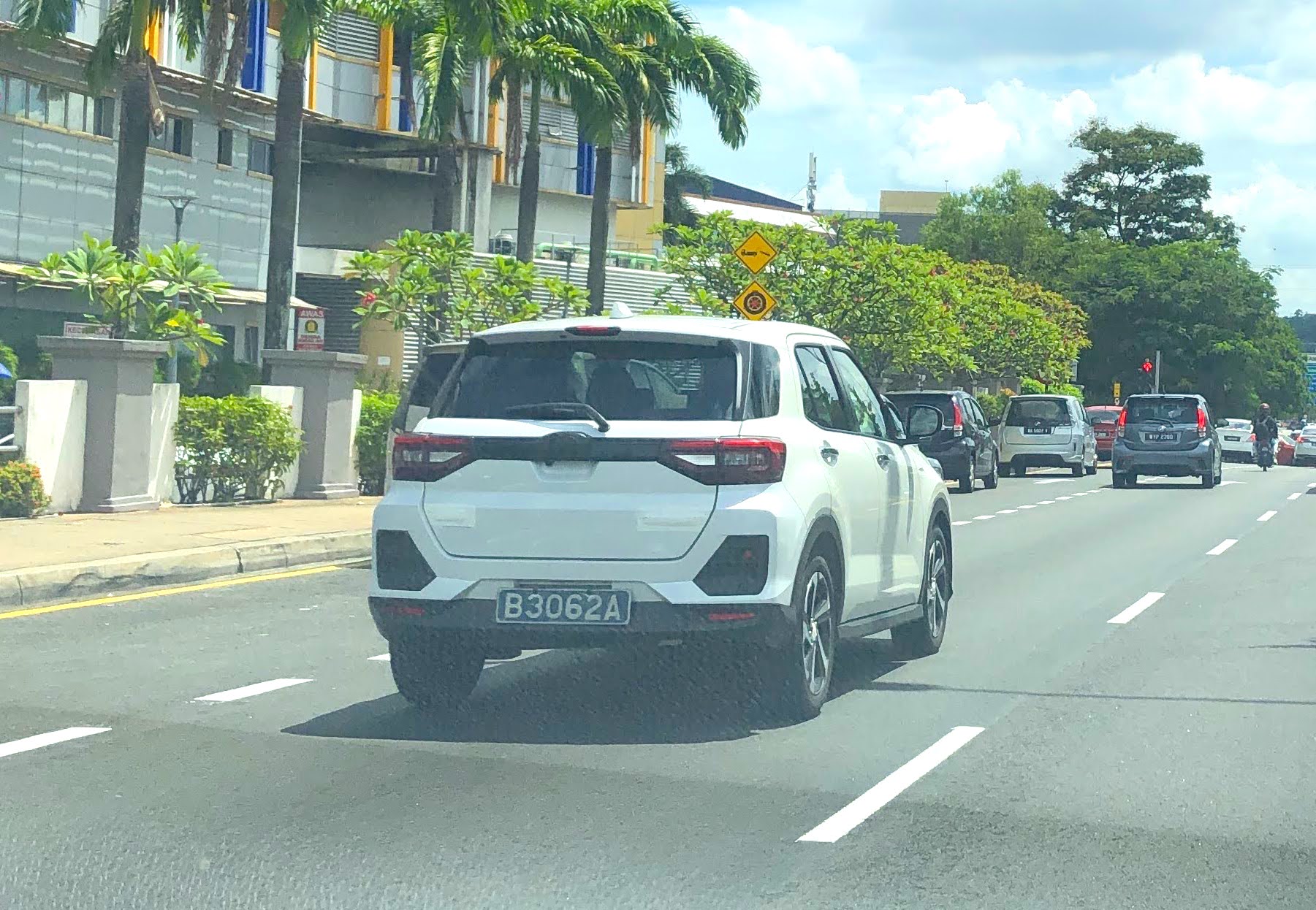 Perodua HYBRID Ativa_2021