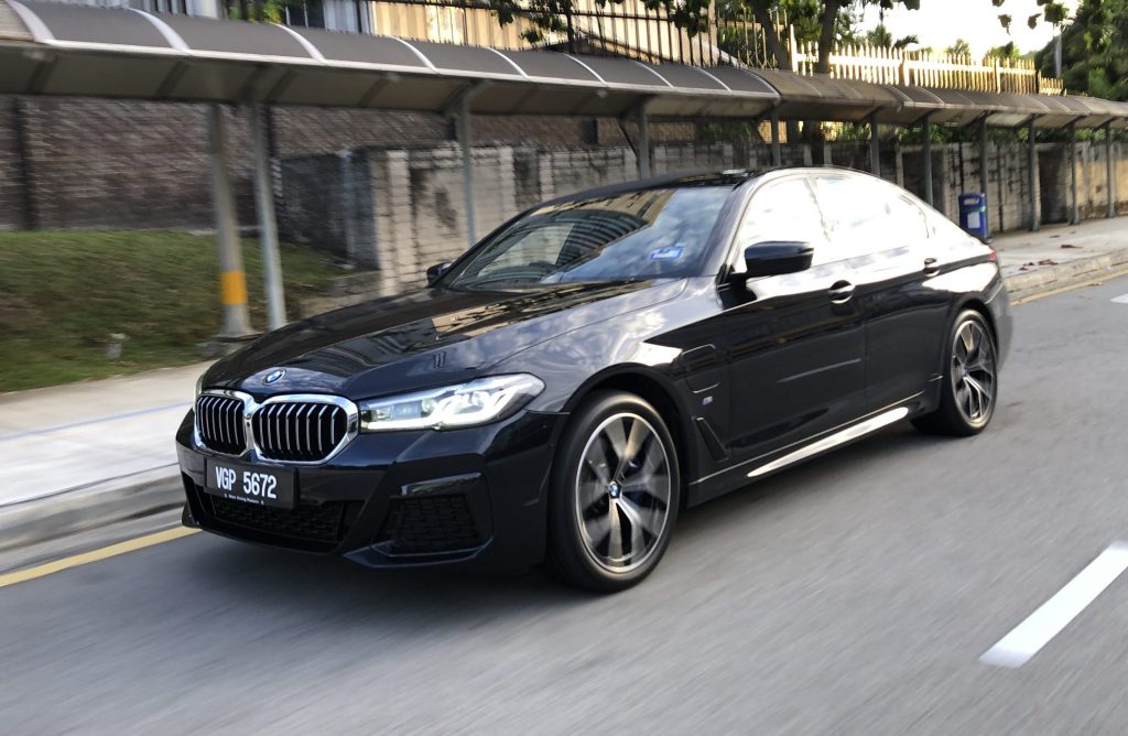 BMW 530e Plug In Hybrid Test Drive Review - Automacha