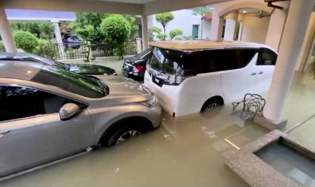 flooded luxury cars