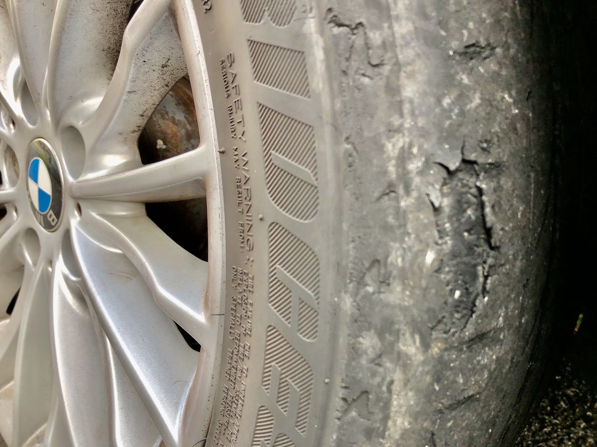 Run Flat Tires_damaged