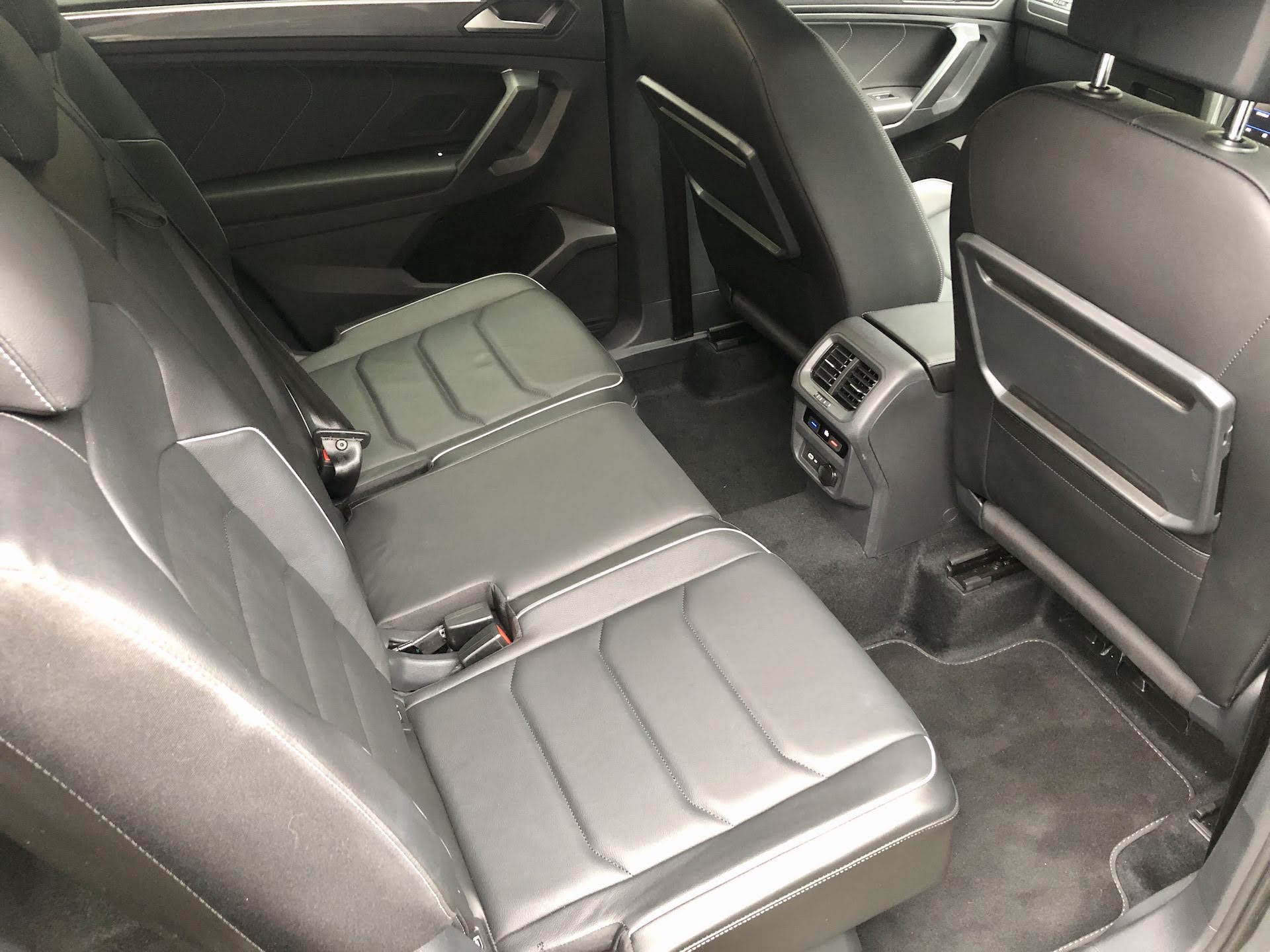 Tiguan AllSpace middle row seat