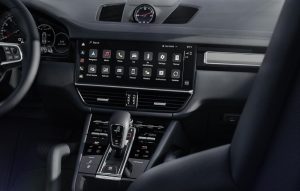 Cayenne Platinum Edition dashboard