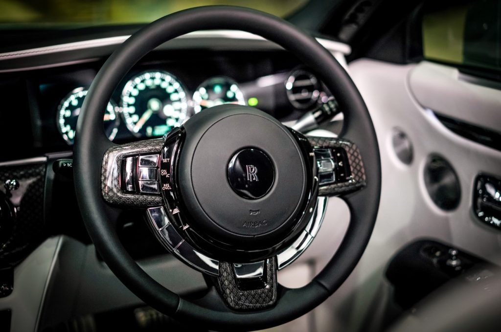 Rolls-Royce Black Badge Ghost steering