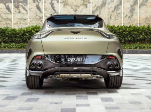 Aston Martin DBX707 