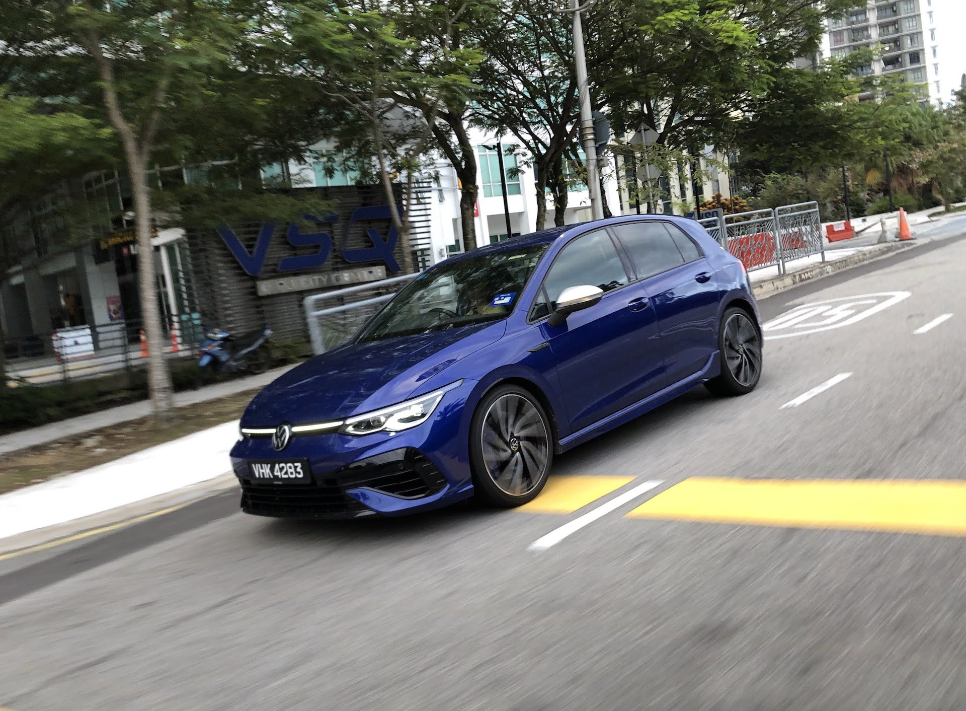 VW Golf R Mk8