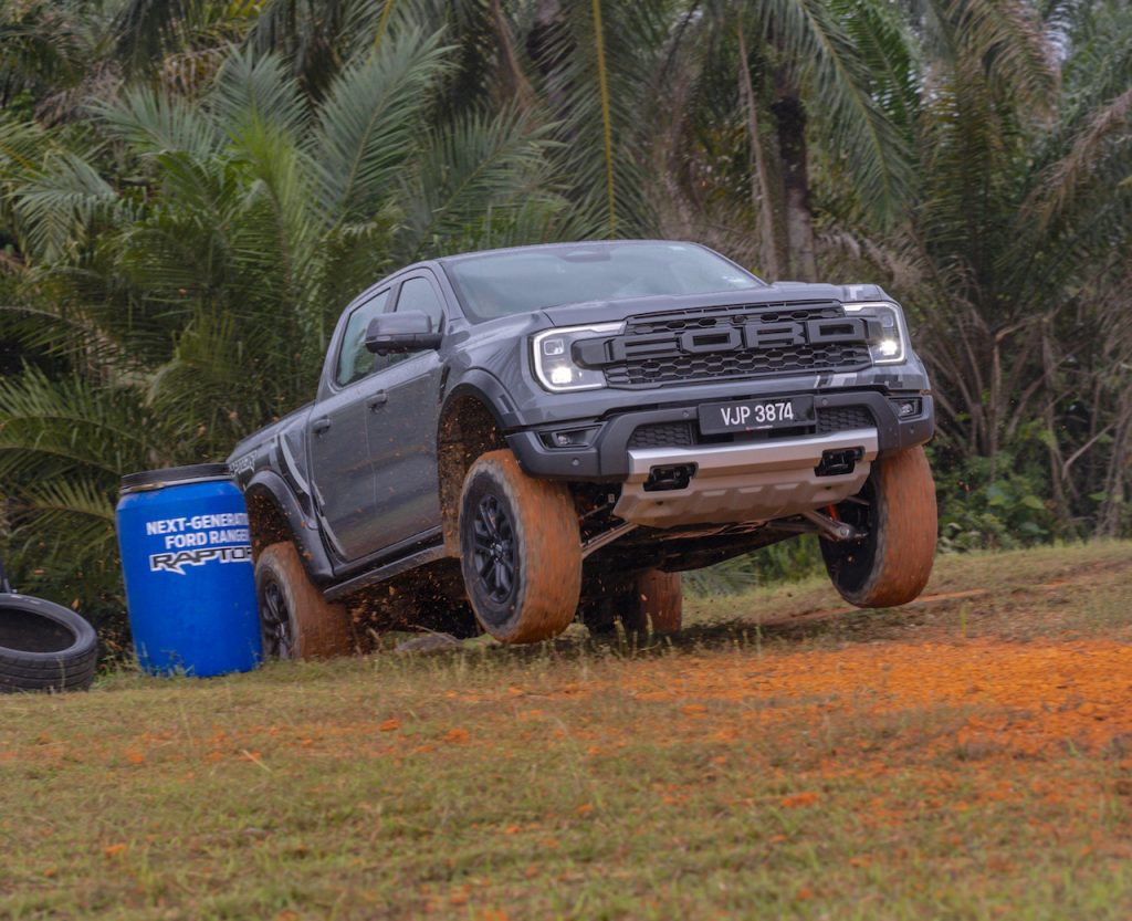 2nd Gen Raptor R 397PS Ford Ranger Raptor Now in Malaysia At RM259k - Automacha