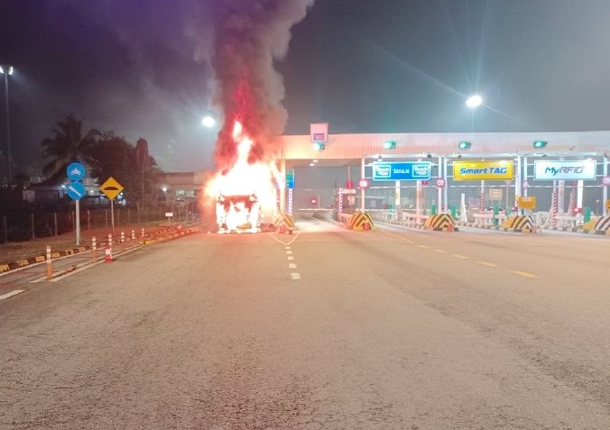 Fire At Toll Plaza