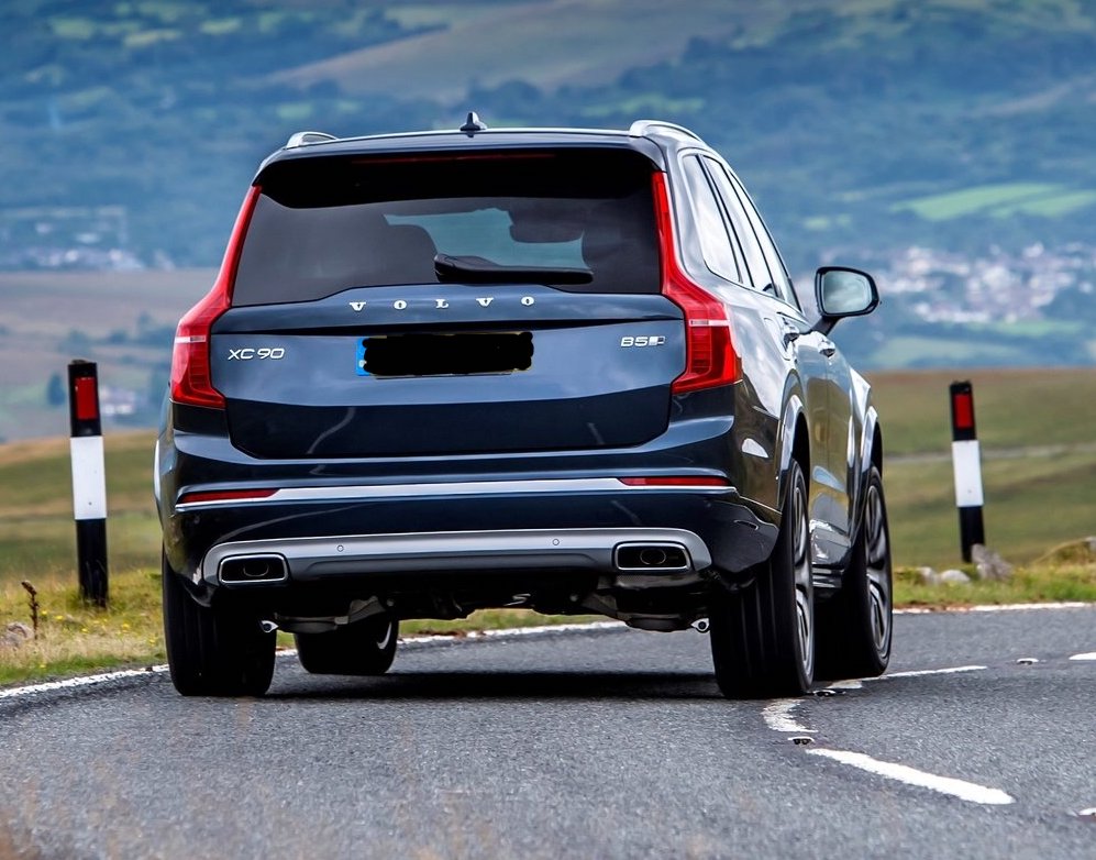 Volvo XC90 large luxury SUV