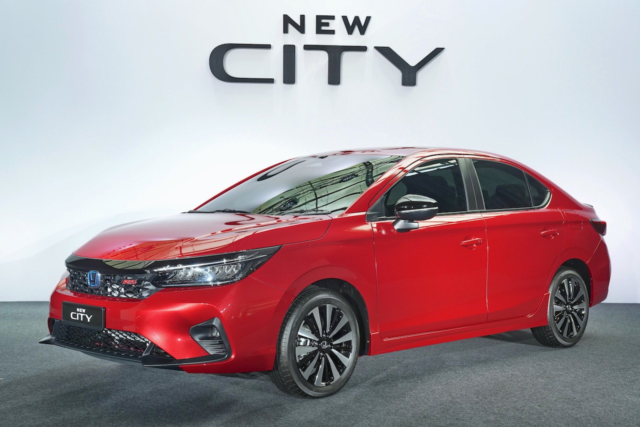 The New City is now offered with two RS variants, Petrol RS and e:HEV RS