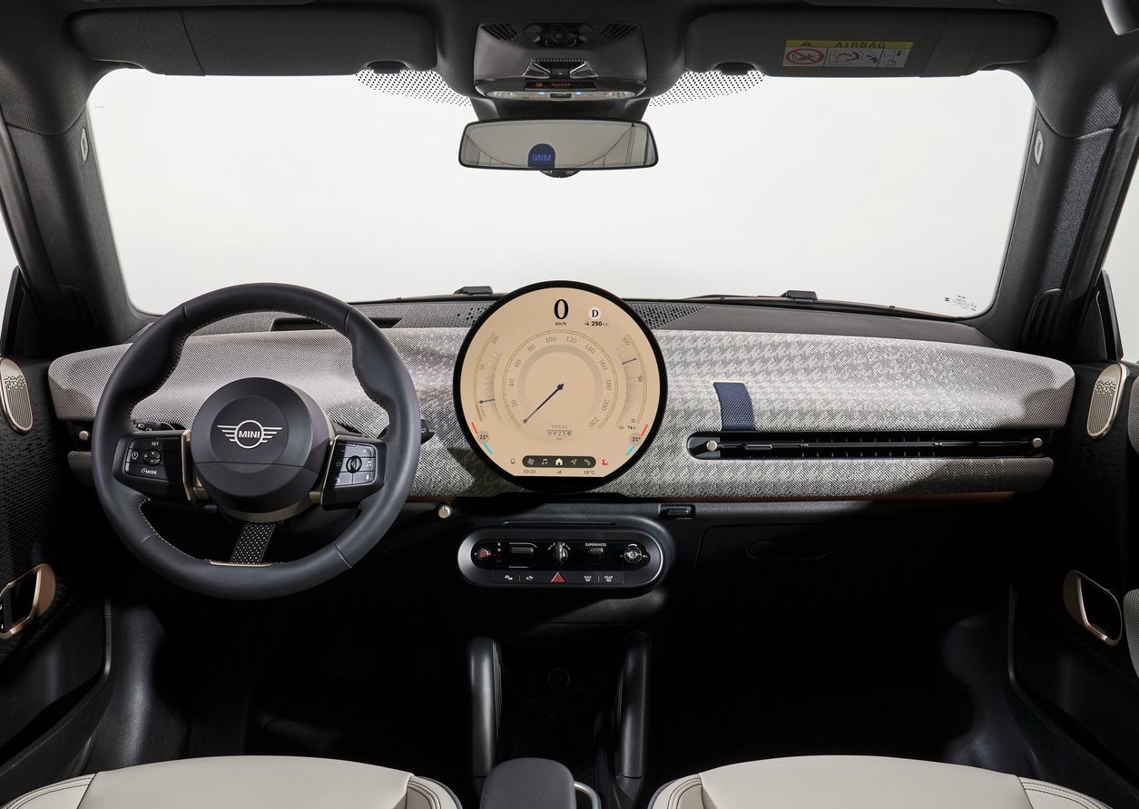 New MINI EV Debuts With Minimalist Cabin & More Range - Automacha